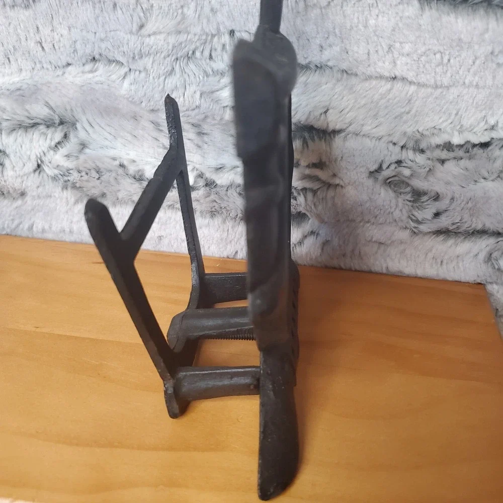 Vintage Used Taiwan VG Cast Iron Metal Black Tea Kettle‎ Stovetop Napkin Holder